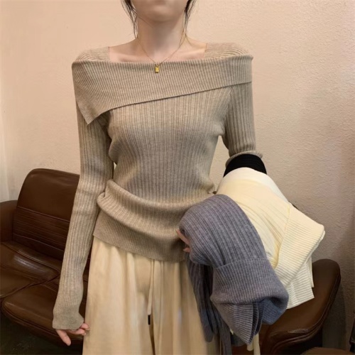 One-shoulder sweater for women in early autumn, high-end, super good-looking, slim and pure, long-sleeved knitted top