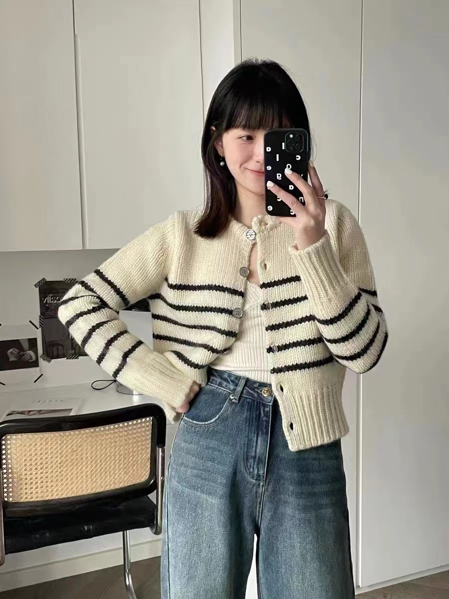 French striped knitted cardigan women's autumn new style retro temperament long-sleeved sweater jacket trendy