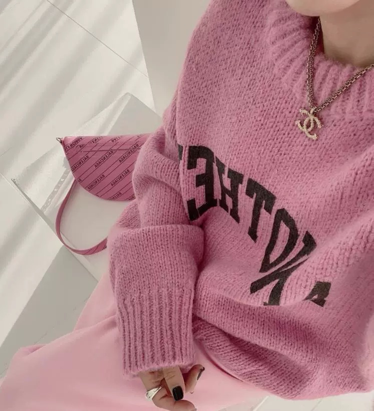 Autumn and winter 2023 new style gentle style Japanese style lazy loose and versatile outer knitted top