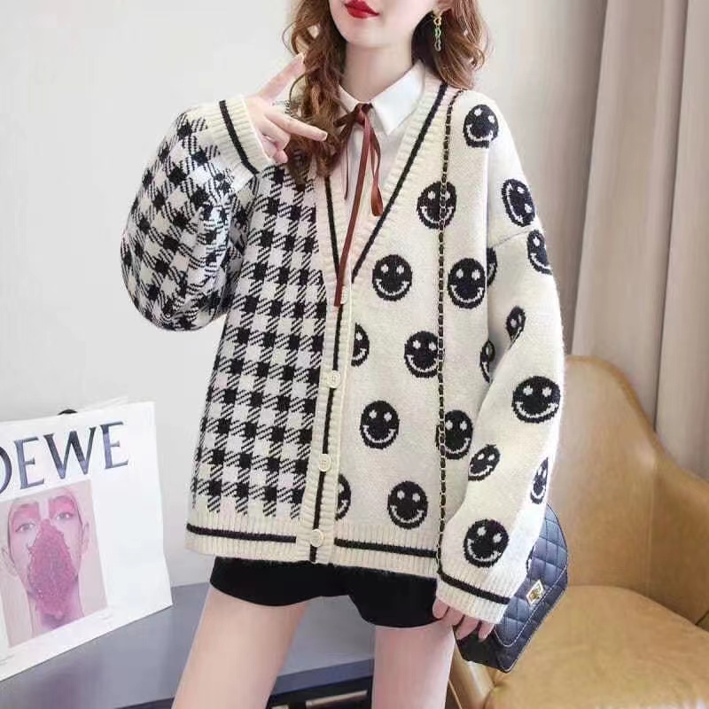 Autumn new style, versatile sweater jacket, black and white contrast plaid single-breasted knitted cardigan