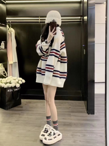 韩版慵懒风撞色条纹毛衣女秋冬新款高级感超好看宽松连帽外套
