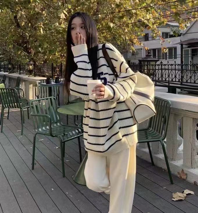 2023 New Korean Style Casual Lazy Simple Versatile Classic Striped Letters Loose Versatile Sweater Top
