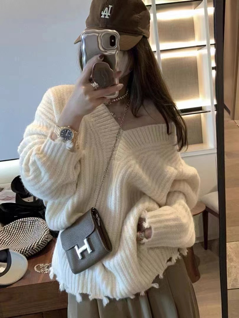 Mid-length raw edge large v-neck sweater for women autumn and winter design loose long-sleeved pullover sweater top