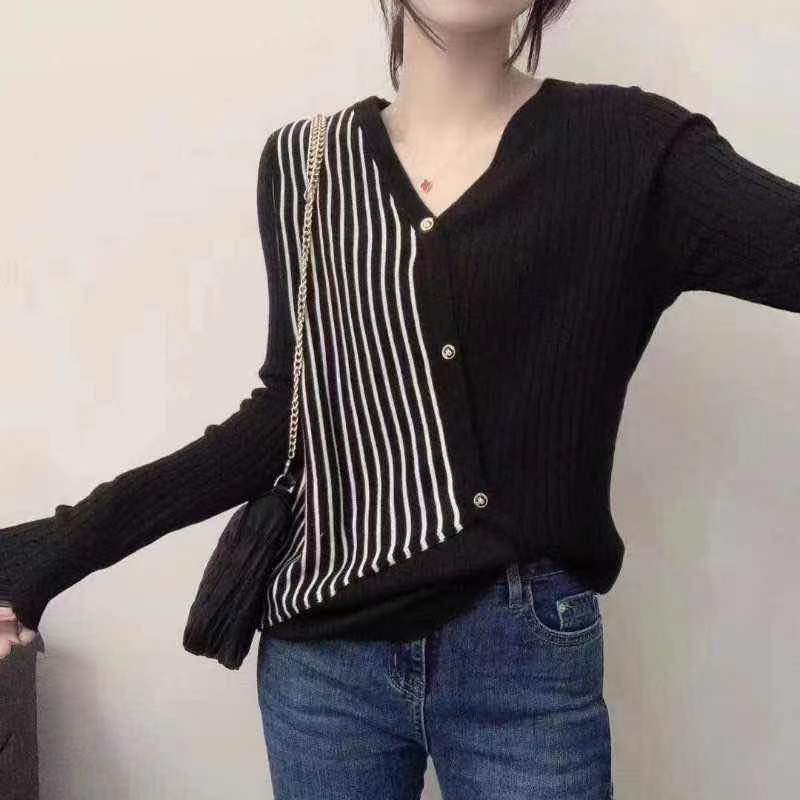 Striped knitwear women's long-sleeved outer slim-fitting top 2023 early autumn v-neck sweater western style early autumn bottoming shirt trend