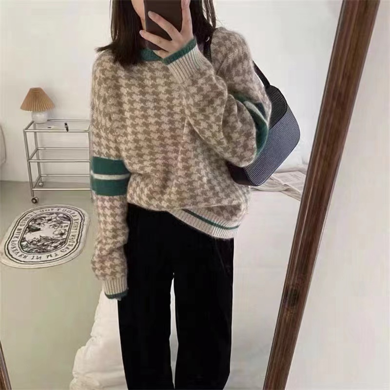 Japanese retro European goods high-end raccoon velvet houndstooth sweater for women in autumn and winter loose design niche