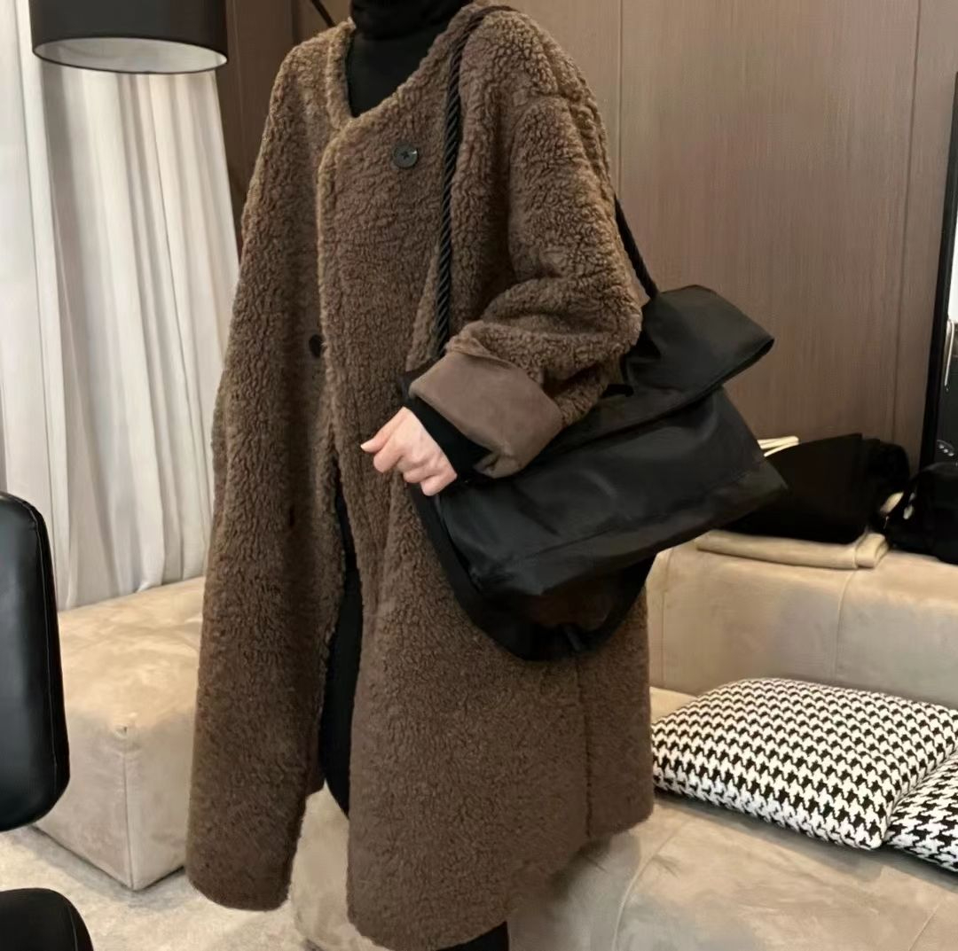Winter lazy style fur coat, versatile loose Hepburn style coat, loose mid-length outer wear windbreaker to keep women warm