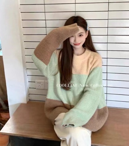 COOLLINE Lin Zixi mint toffee flavor white pullover sweater round neck loose lazy style top for women