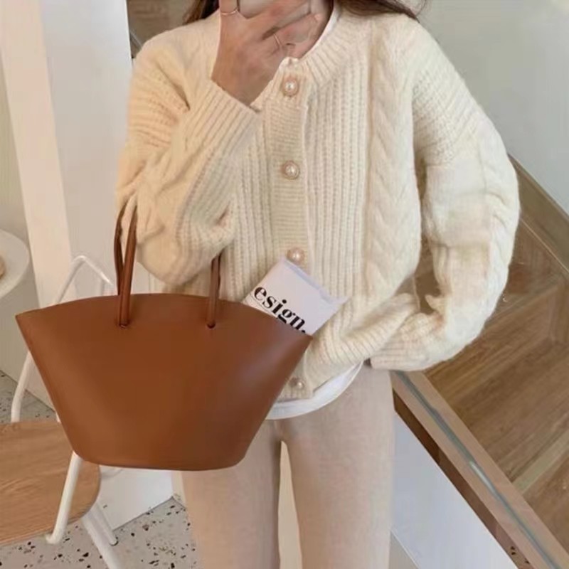 Retro gentle style twist sweater cardigan for women 2023 new style lazy style soft waxy thickened knitted top