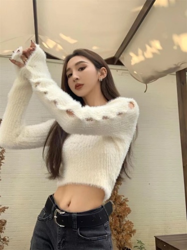 Hot girl soft and glutinous hole sweater women's autumn and winter  short slim fit pullover long-sleeved sweater top ins