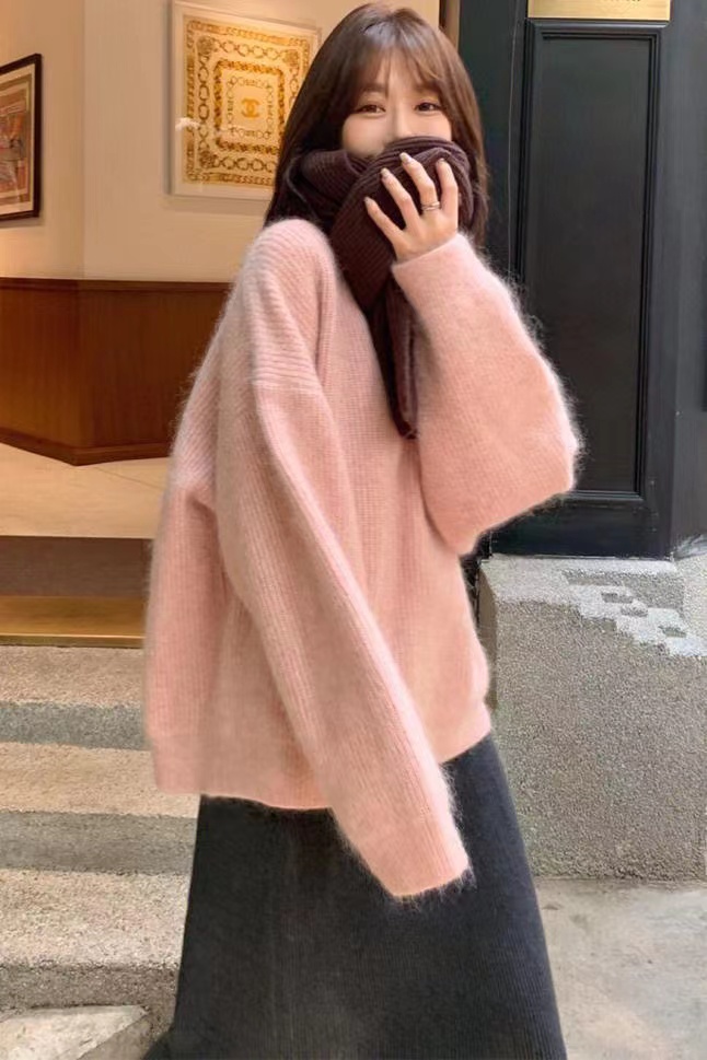 Lazy Korean gentle style white sweater V-neck thickened commuting bottoming sweater for women's autumn and winter inner wear