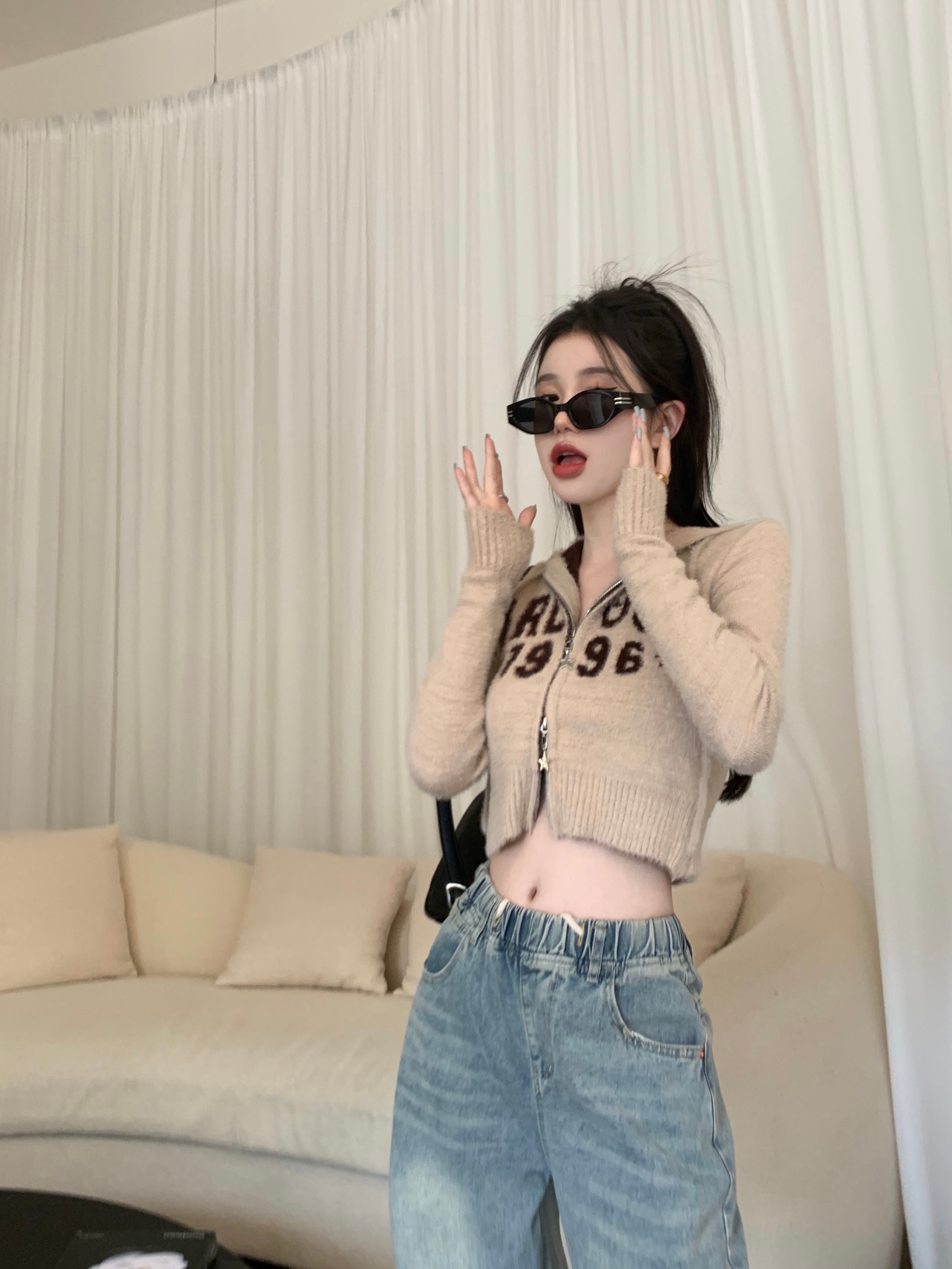 American Hot Girl Hooded Knitted Cardigan Women's Autumn Short Retro Zipper Niche Long Sleeve Sweater Top