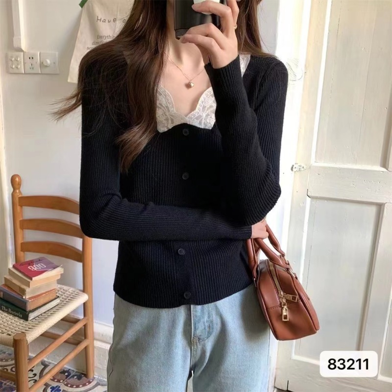 v領蕾絲打底衫女2023新款秋冬內搭修身減齡長袖設計感針織衫上衣