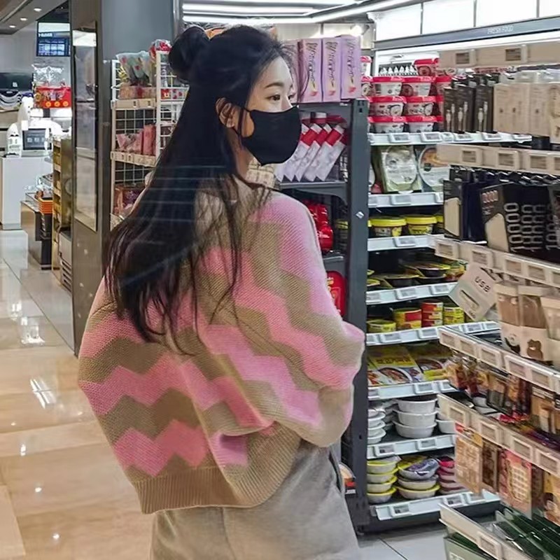 Dongdaemun, South Korea 2023 new autumn and winter Korean style casual loose striped short sweater jacket women's knitted cardigan
