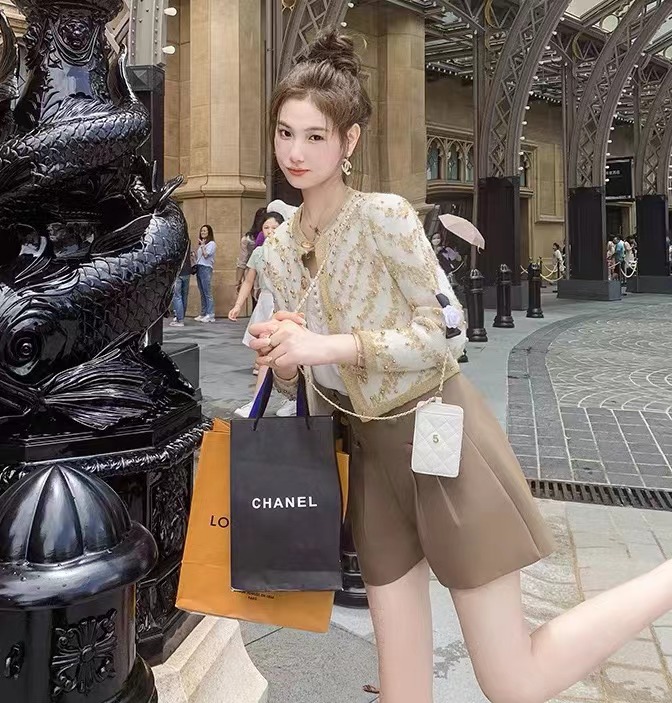 Fish Rabbit's Rabbit Small Fragrance Style Short Jacket Women's 2023 New Style Chic Ladies Contrast Color Long Sleeve Woolen Jacket