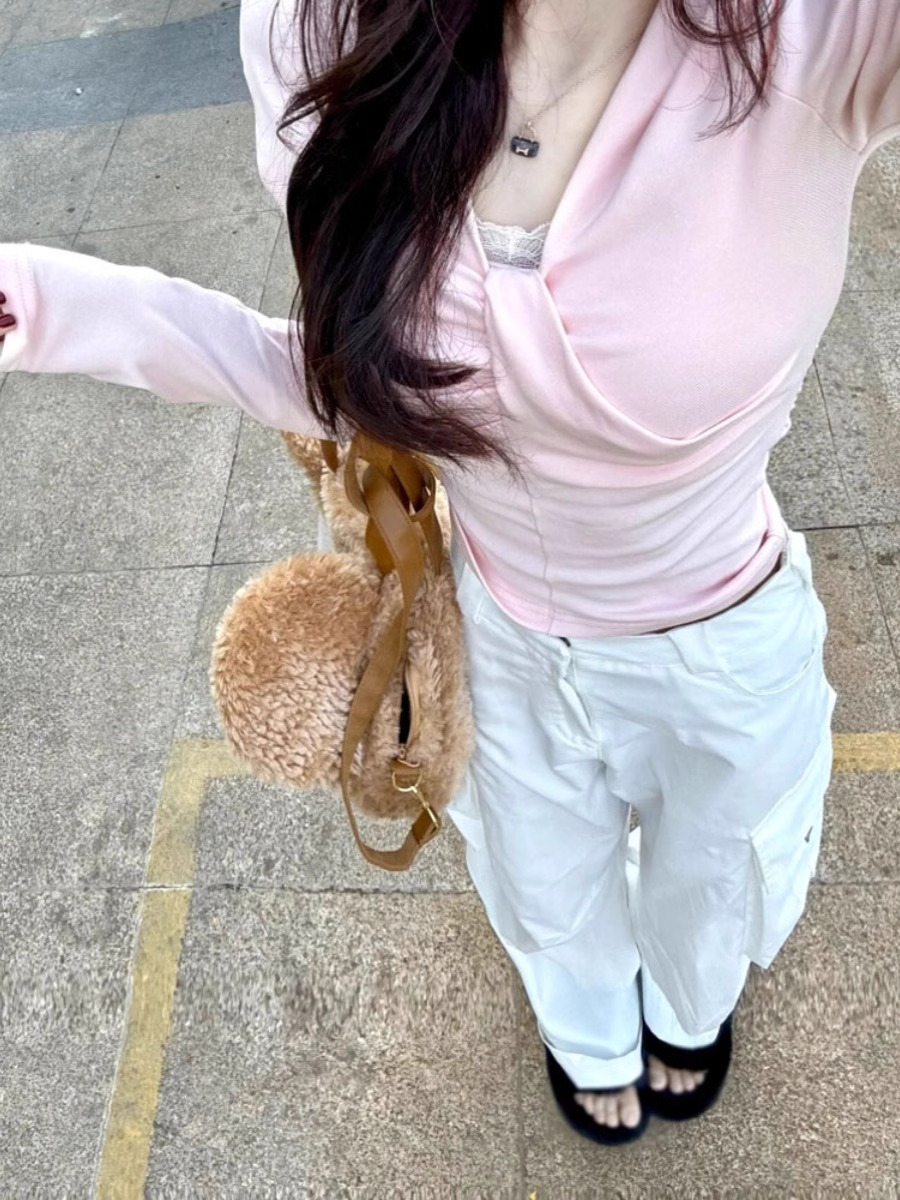 粉色辣妹性感氣質v領長袖t恤女秋冬設計感小眾修身短款打底衫上衣