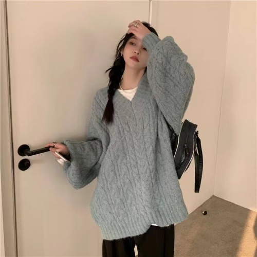 Soft and gentle style V-neck loose pullover thickened twist sweater winter new style outer knitted sweater top for women