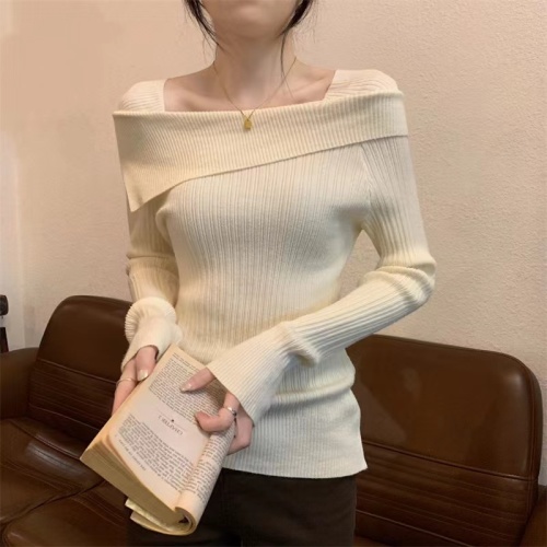 One-shoulder sweater for women in early autumn, high-end, super good-looking, slim and pure, long-sleeved knitted top