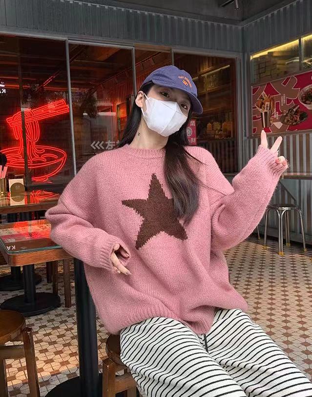 Xinbangbang top wear loose round neck gray soft and lazy lazy style pullover star knitted sweater for women in autumn and winter