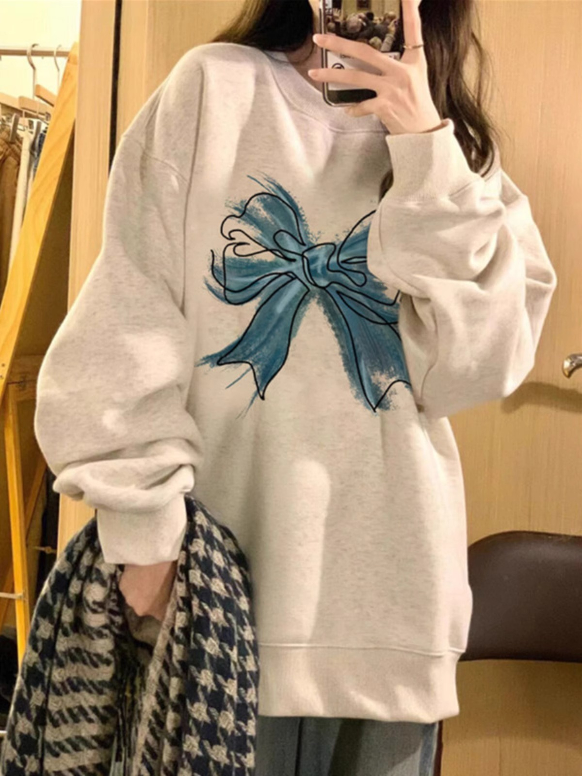 防棉華棉複合牛奶絲300克/銀狐絨400克圓領衛衣女