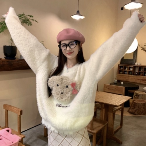 Lazy plush bear imitation mink round neck pullover sweater for women autumn and winter  new soft and waxy loose knitted top