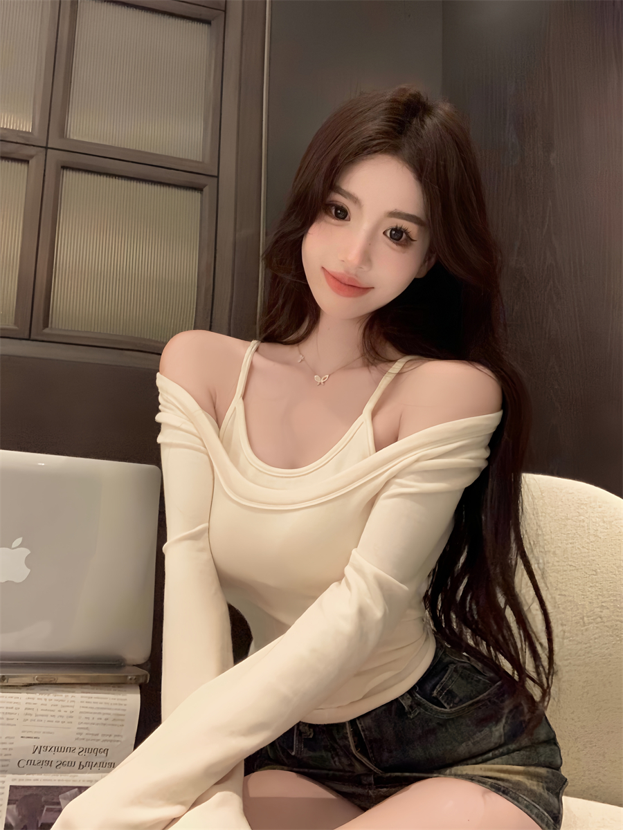 Actual shot of Pure Desire autumn and winter vacation two-piece slim long-sleeved bottoming shirts for women