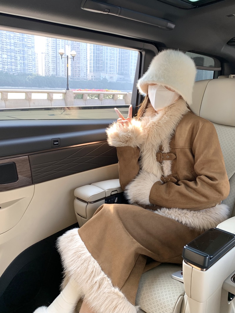 實拍  冬季氣質氛圍感小香風保暖外套半身裙套裝