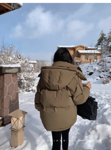 Real shot of women's cotton coat, Korean style short bread coat, small person, large size, Hong Kong style loose down jacket, student fat MM