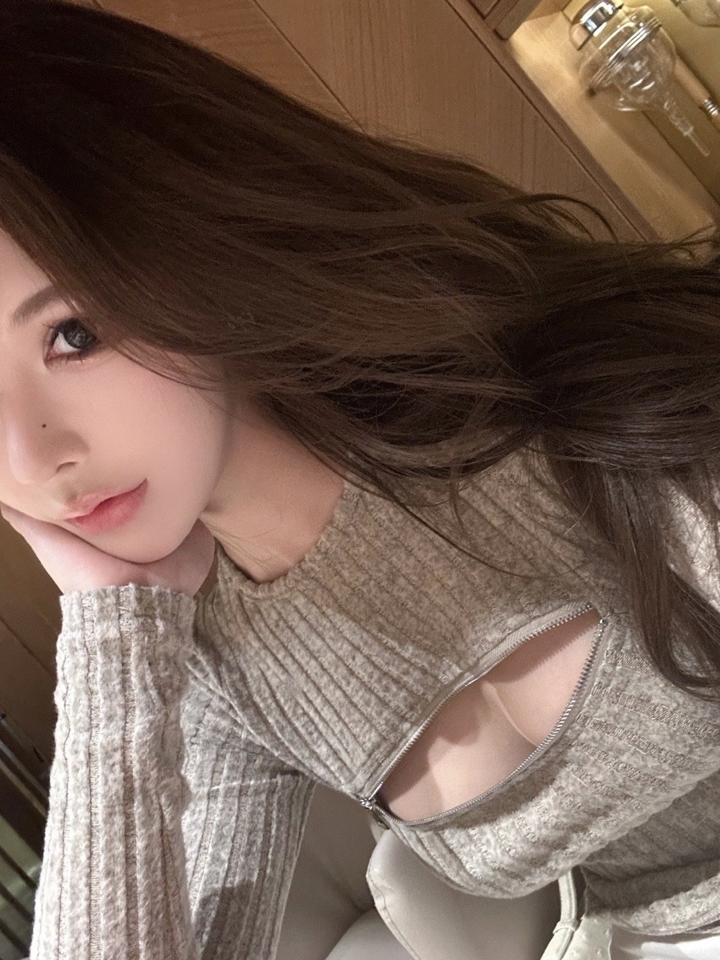 *奶FuFu燕麥灰*少女性感柔軟可拉拉鏈圓領針織長袖打底衫