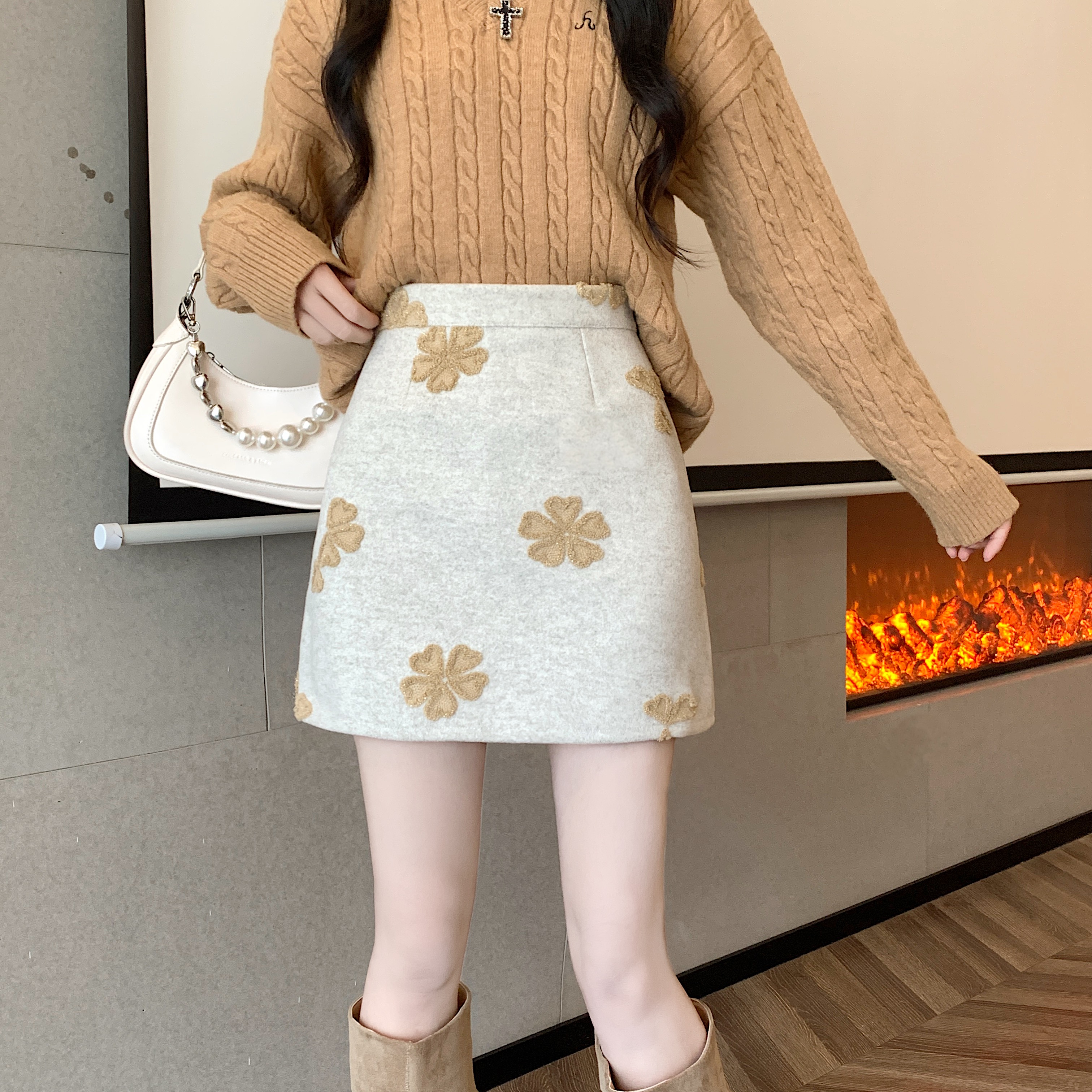 實拍~毛呢刺繡半身裙女秋冬2023年小個子高腰顯瘦A字裙短裙