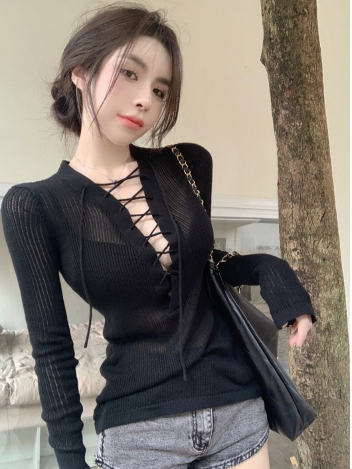 辣妹上衣女秋季薄款性感系帶V領打底長袖短款修身顯瘦針織衫