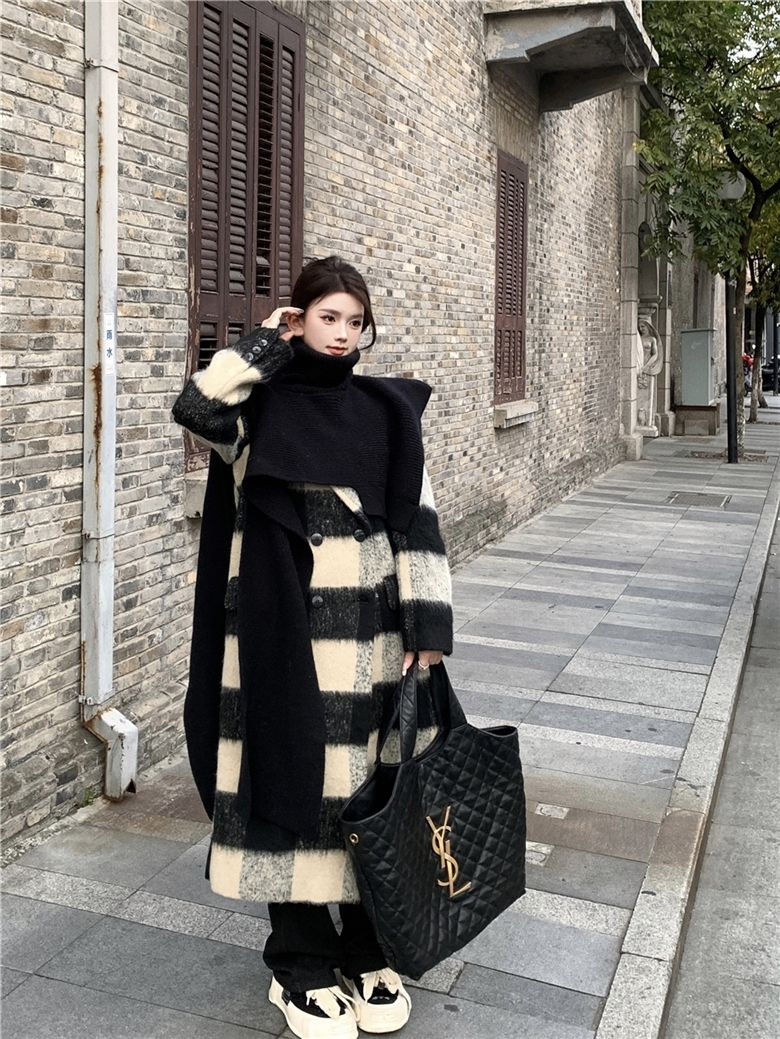 2023 temperament Korean high-end design woolen coat thickened plaid mid-length woolen coat trendy autumn and winter new style