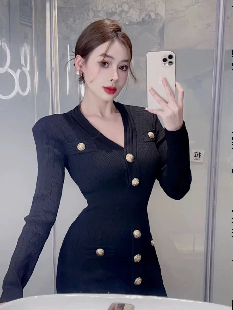 B家秋冬長袖V領修身辣妹針織包臀裙性感高級氣質連衣裙