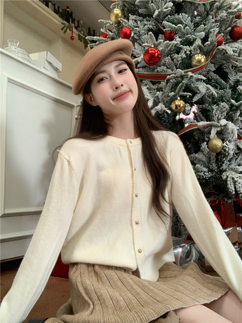 實拍 新款 紅色聖誕少女金扣慵懶百搭洋氣毛衣短款外套女