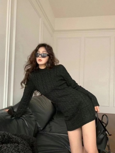 Fall/Winter 2023 Slim fit backless strappy half turtleneck pullover knitted dress thickened sweater skirt