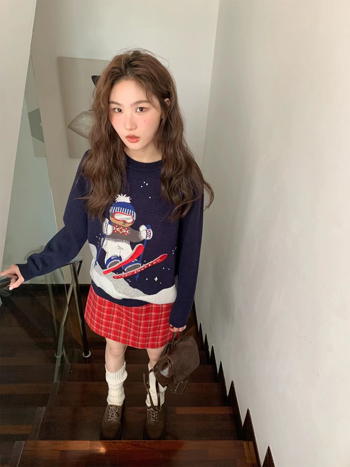 卡農11/22 12:00 限時95折冬日滑雪熊！卡通小熊提花針織毛衣