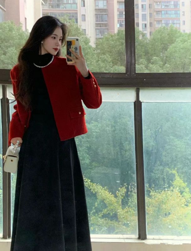 今年流行漂亮紅色小香風毛呢大衣女半身裙兩件套深冬裝搭配一整套