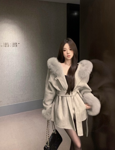 Woolen coat women's autumn and winter gray coat double-sided denim small man  new hooded fox fur collar