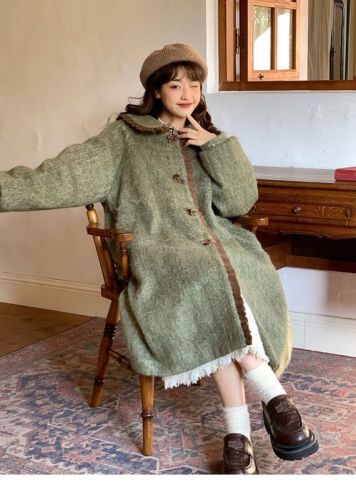 Retro Maillard Doll Collar Woolen Coat Women's  Winter New Sweet Loose Small Woolen Coat