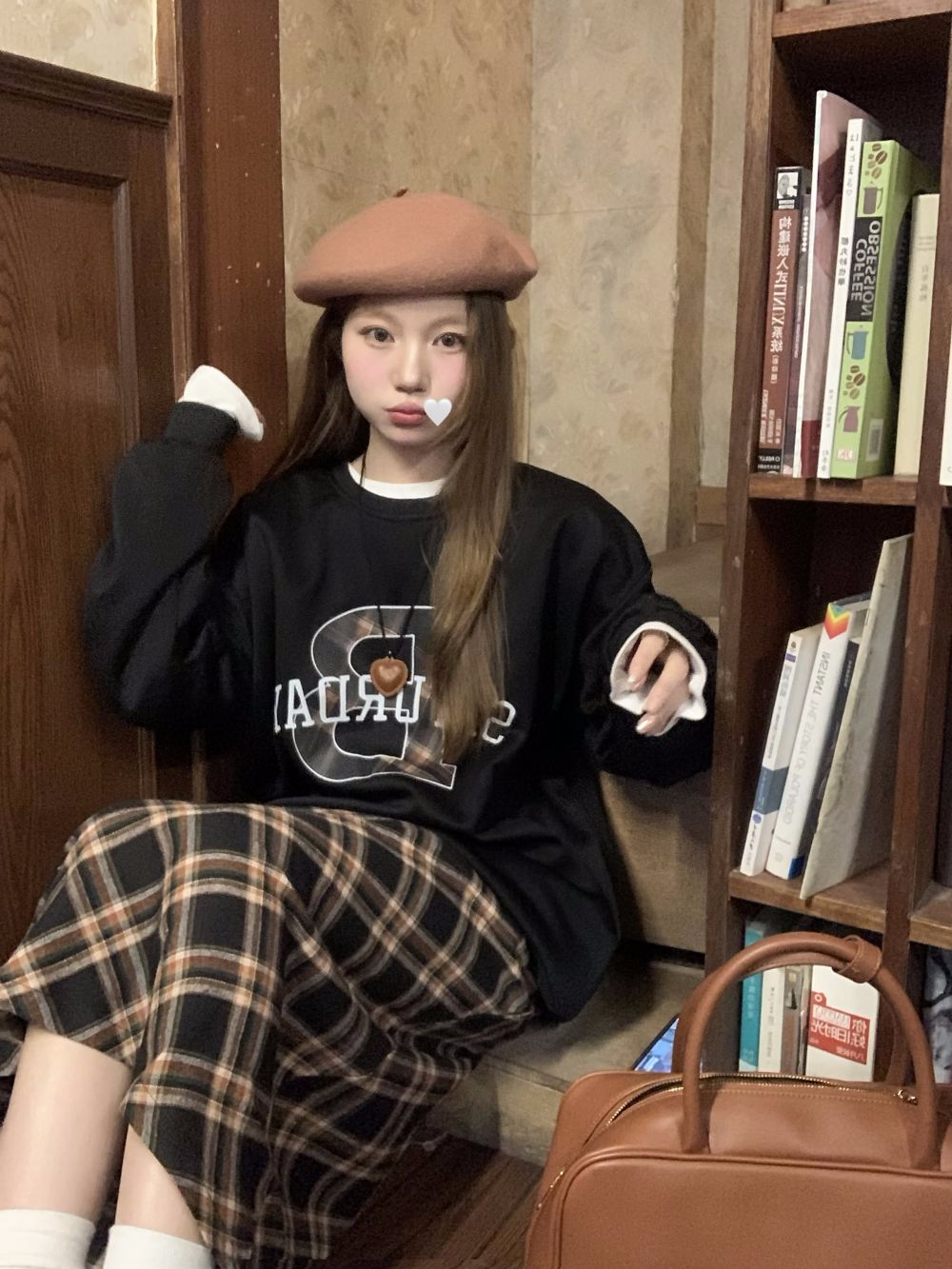 250g plus velvet, trendy high-end design print, loose and versatile sweatshirt