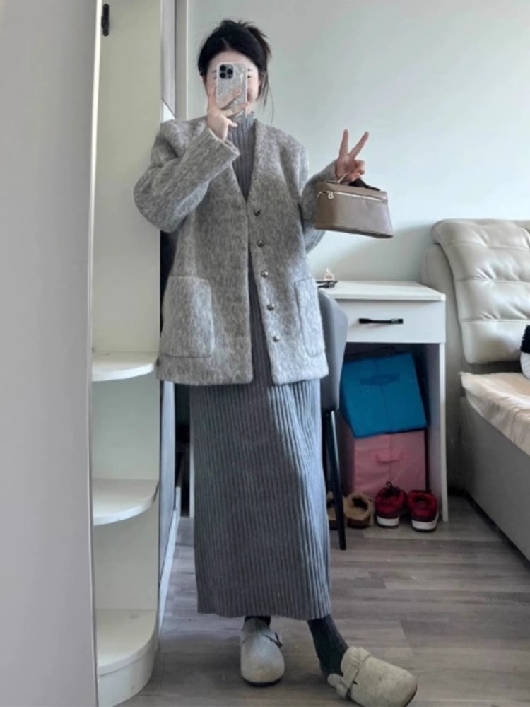 深秋冬女裝搭配一整套鹽系穿搭韓劇小香風高級感外套連衣裙子套裝