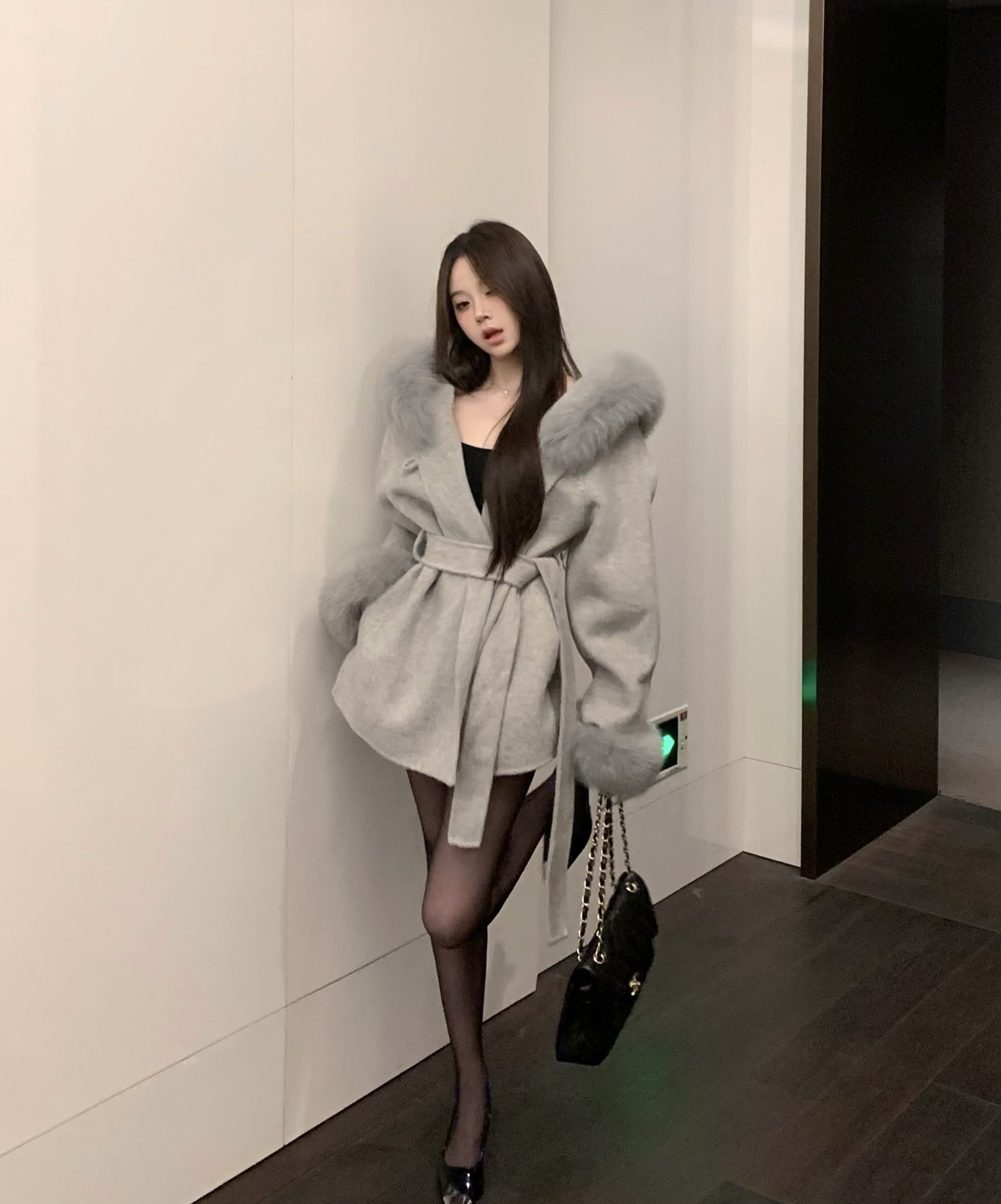 Woolen coat women's autumn and winter gray coat double-sided denim small man 2023 new hooded fox fur collar