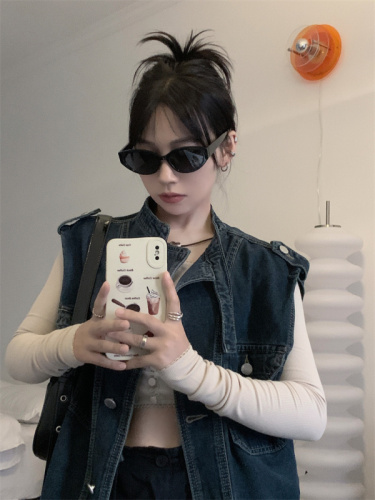 Real shot of autumn loose and small design denim vest jacket mid-length handsome and cool tops for women