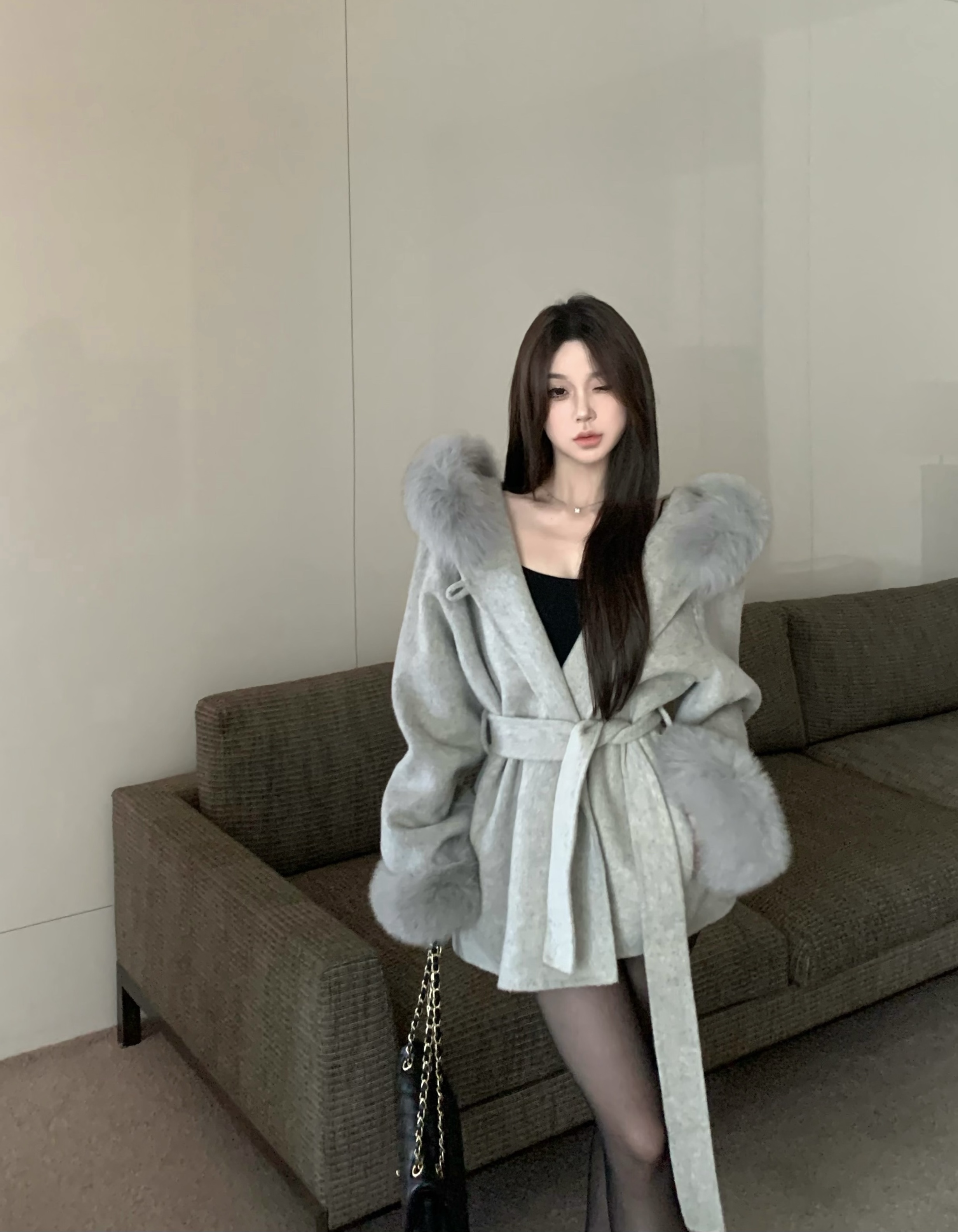 Woolen coat women's autumn and winter gray coat double-sided denim small man 2023 new hooded fox fur collar