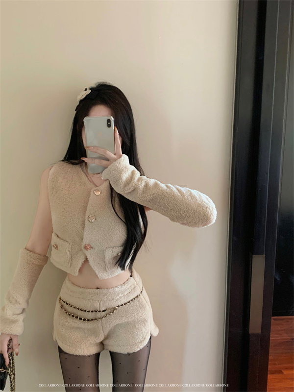 實拍  Jennie同款小香風可愛性感保暖又俏皮泰迪絨套裝