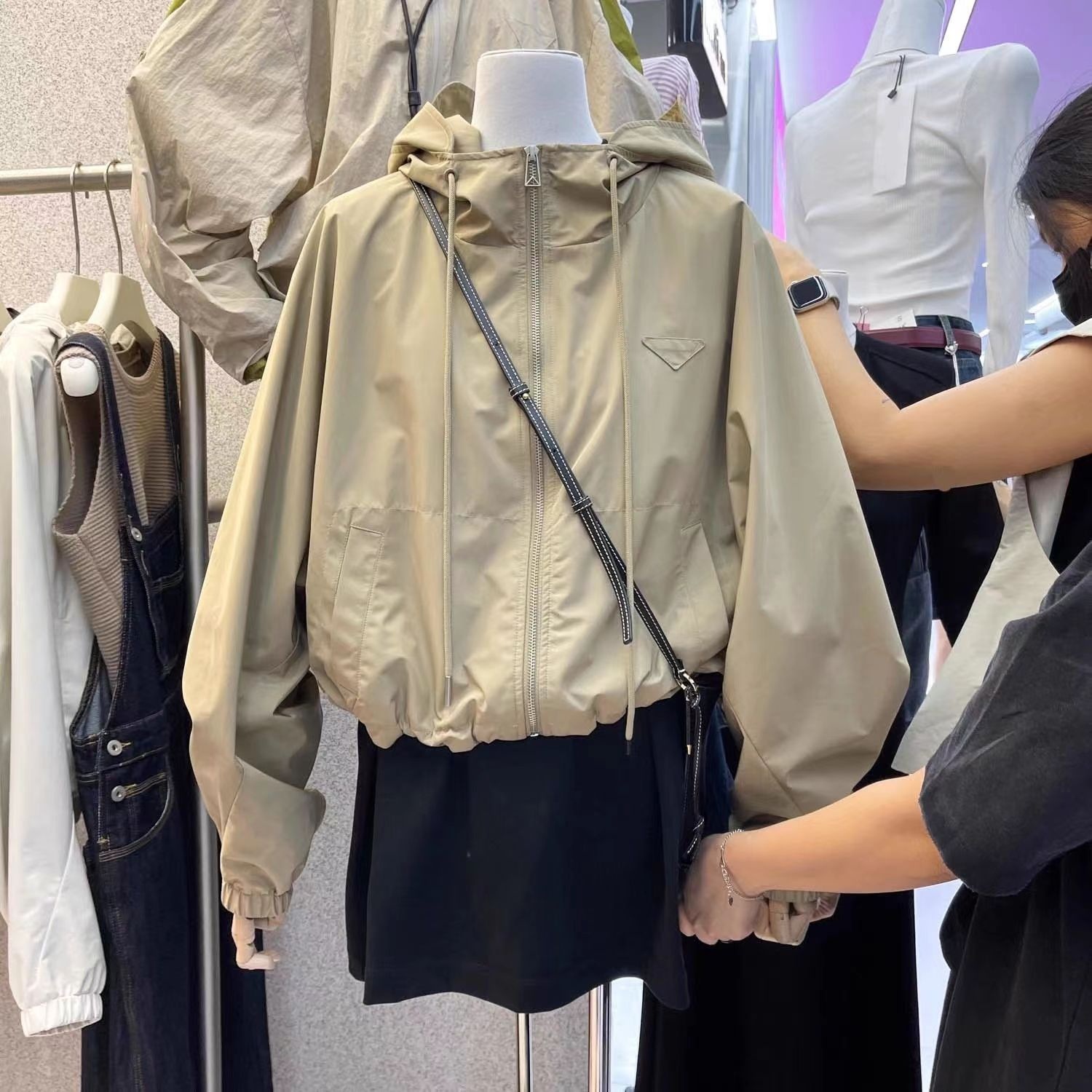 Spring and Autumn Designed Cardigan Jacket for Women 2023 Korean Style Versatile Slimming Short Jacket