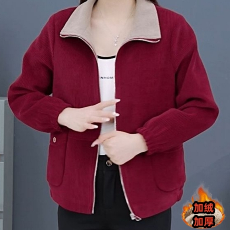 Plus velvet 2023 spring and autumn fashionable and youthful corduroy jacket for small people, versatile and slimming mother's wear