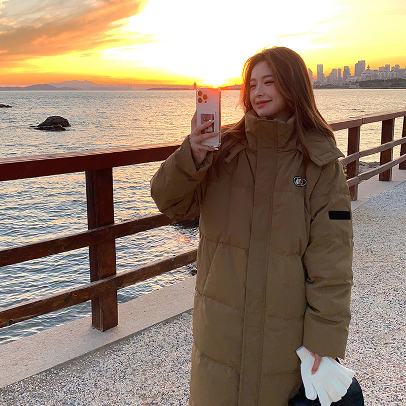 Khaki mid-length down jacket for women over the knee winter new fashion Korean style loose thickened jacket loose type