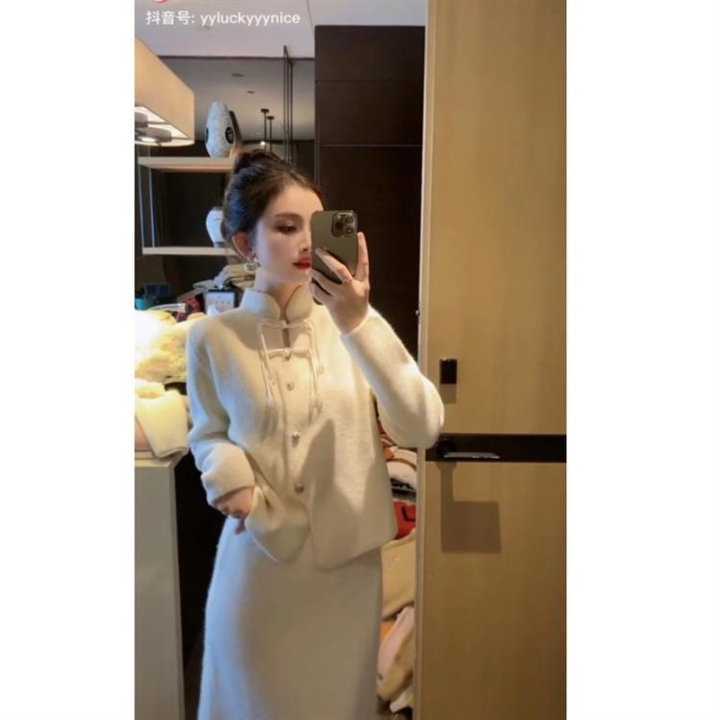 Yangyang Selected-New Chinese Style Improved Version of Irregular Design Cardigan Sweater Jacket for Women YY68773