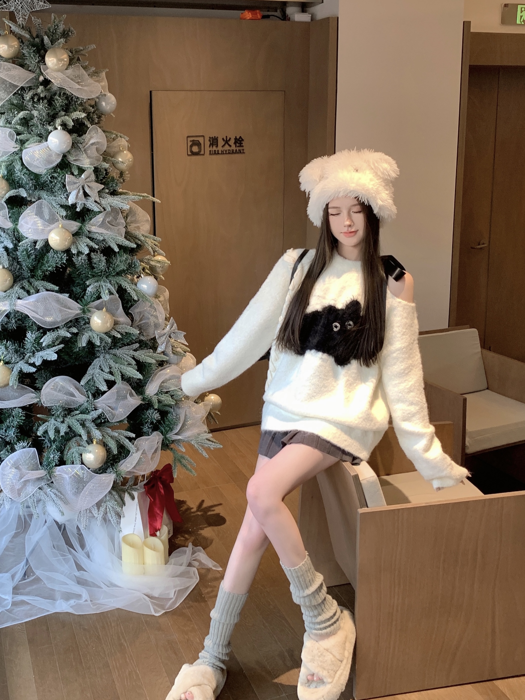 實拍 發呆小黑貓露肩設計感奶fufu毛絨慵懶風套頭毛衣外套女