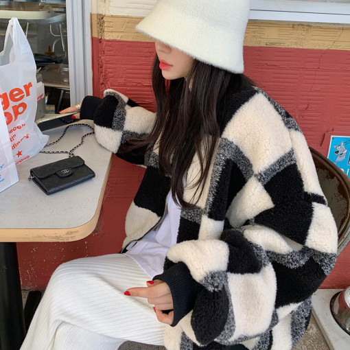 Internet celebrity fashionable plaid woolen jacket for women